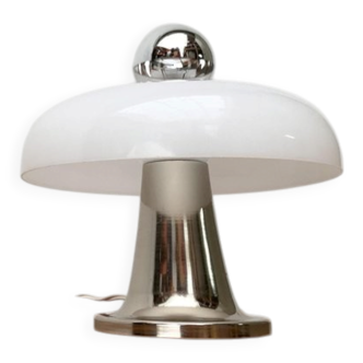 Italian mushroom table lamp from the mid-century space age, 1960s.