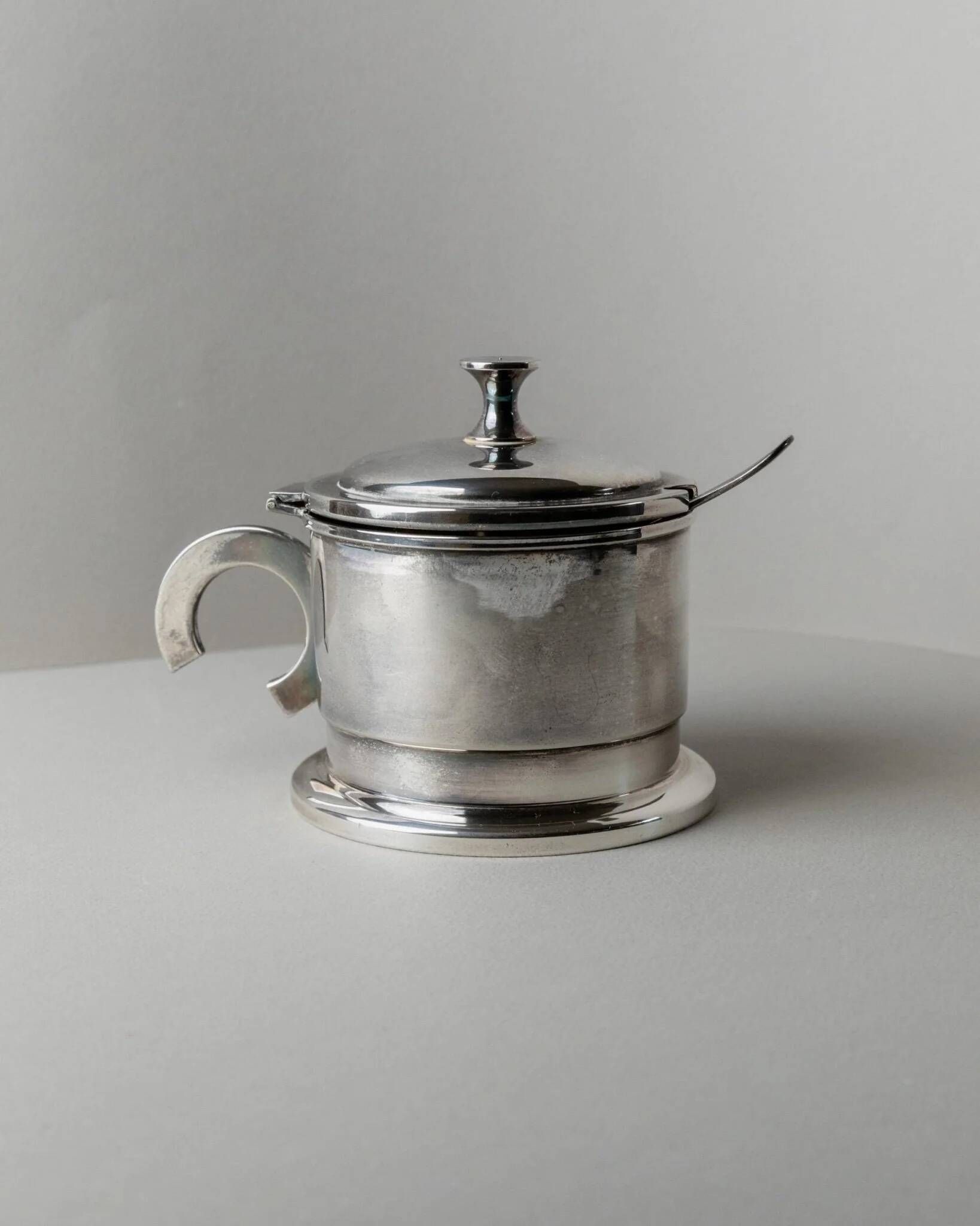 Argent Metal Silver-Plated Art Deco Lidded Box with Spoon, Italian 1930s Table Decor