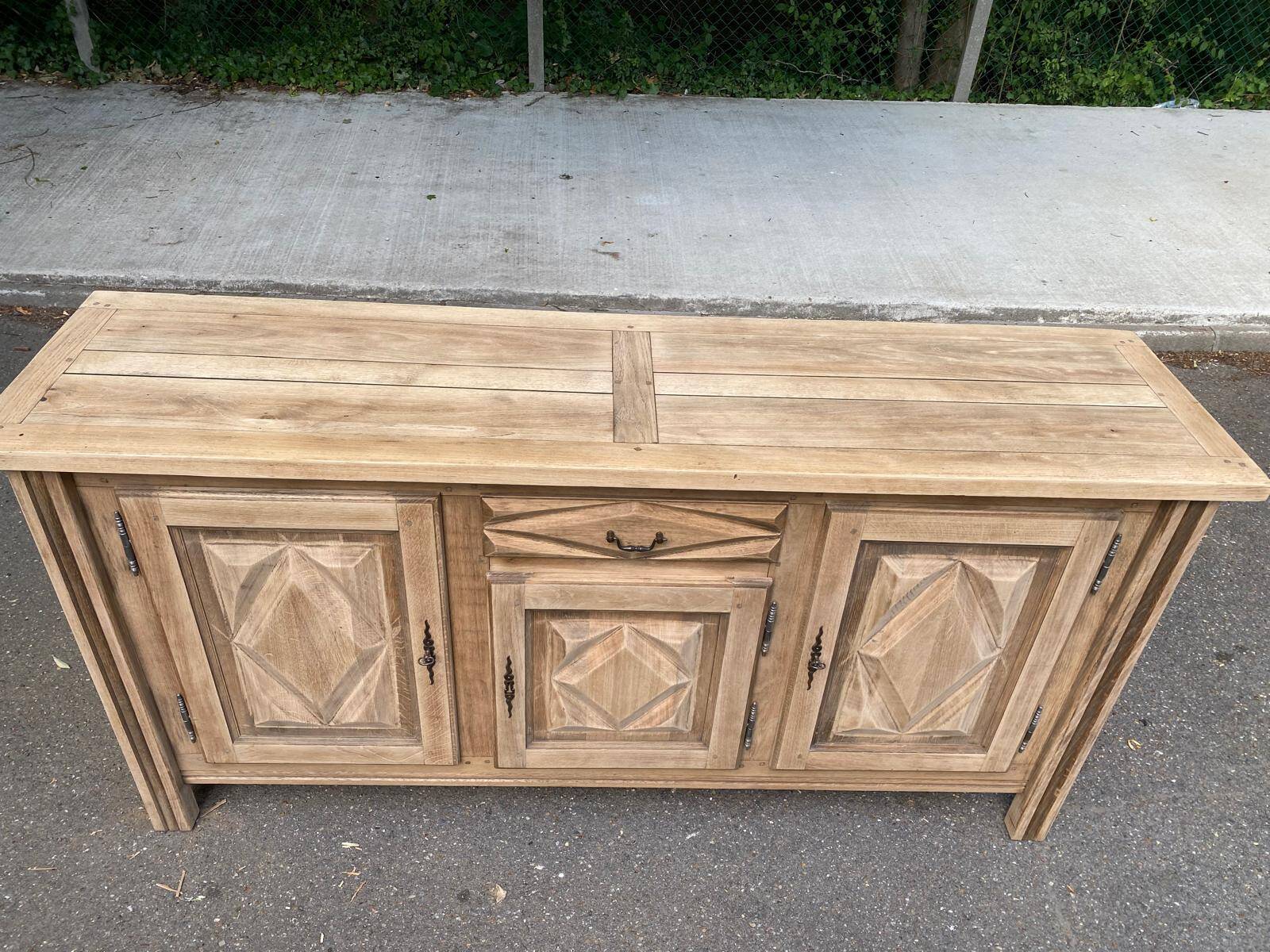 Brutalist art deco diamond-point sideboard 200cm