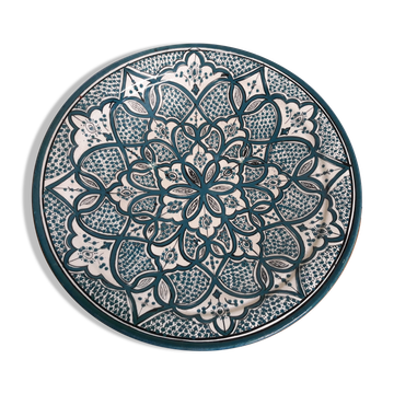 Round dish in artisanal ceramic from Safi in Morocco
