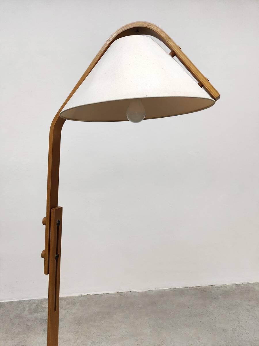 Domus floor lamp with vintage Swedish design by Jan Wickelgren.