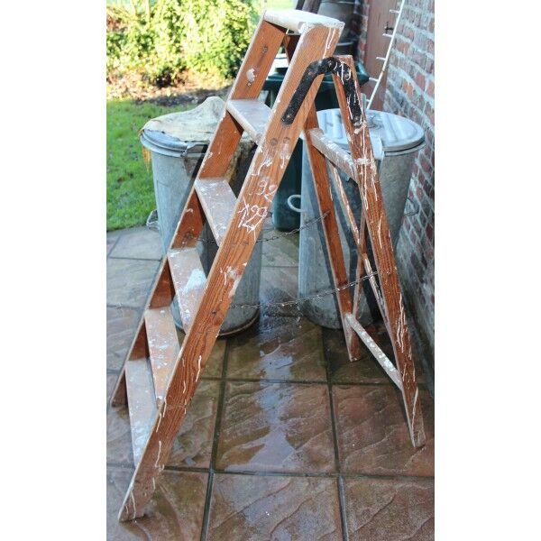 Wooden escabelle 129 cm