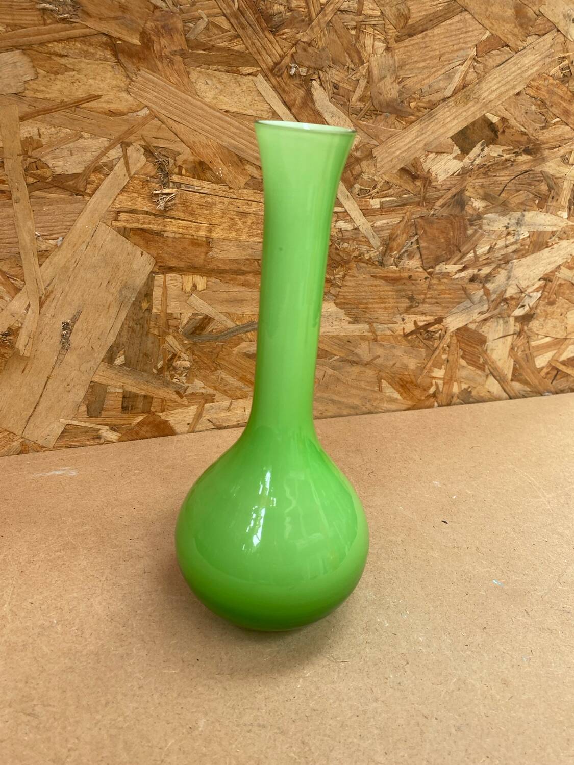 Old Vase Soliflore MURANO Multilayer Glass Green & White Vintage #B092