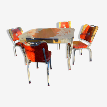 Table vintage mid-mod des années 50, quatre chaises