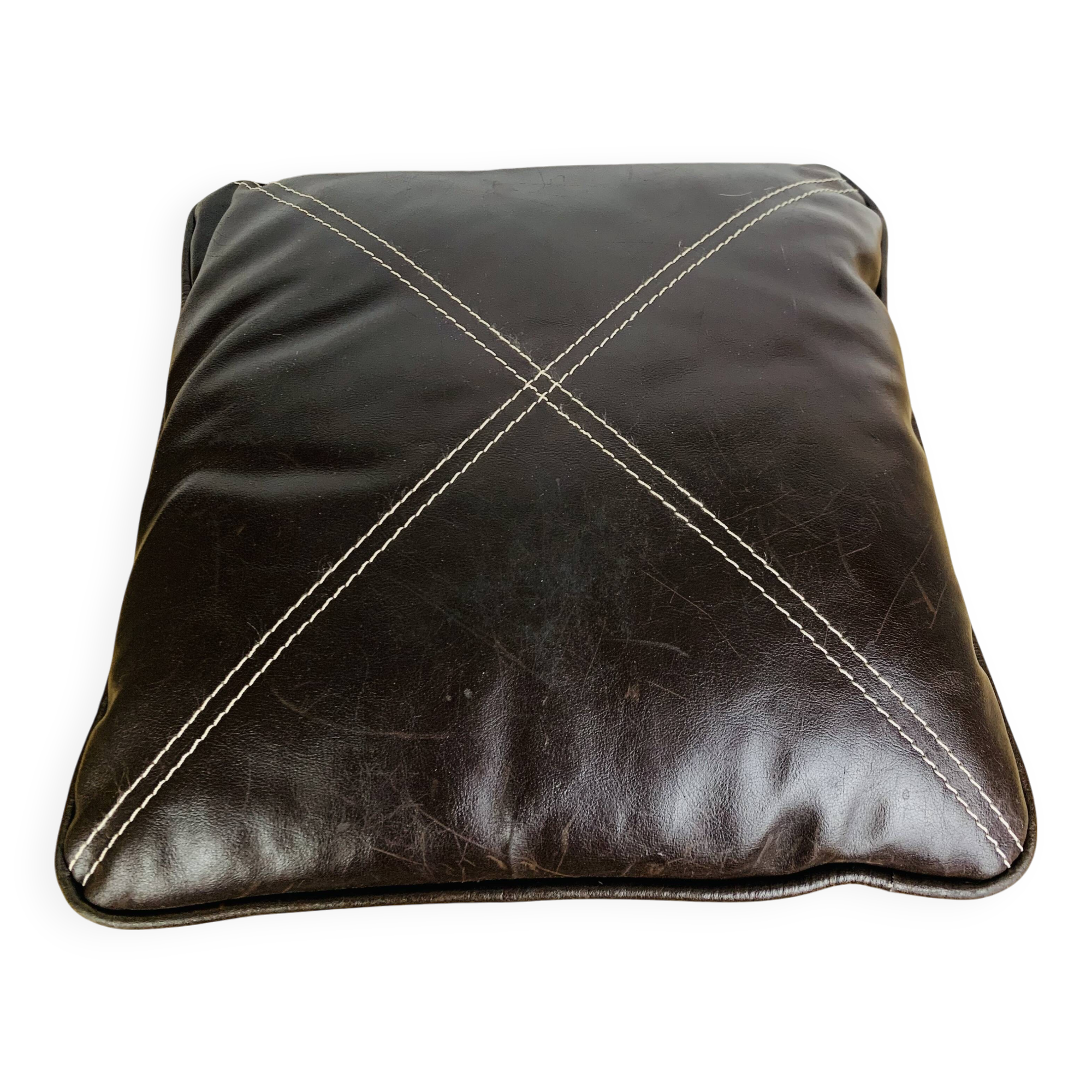 Coussin vintage en cuir