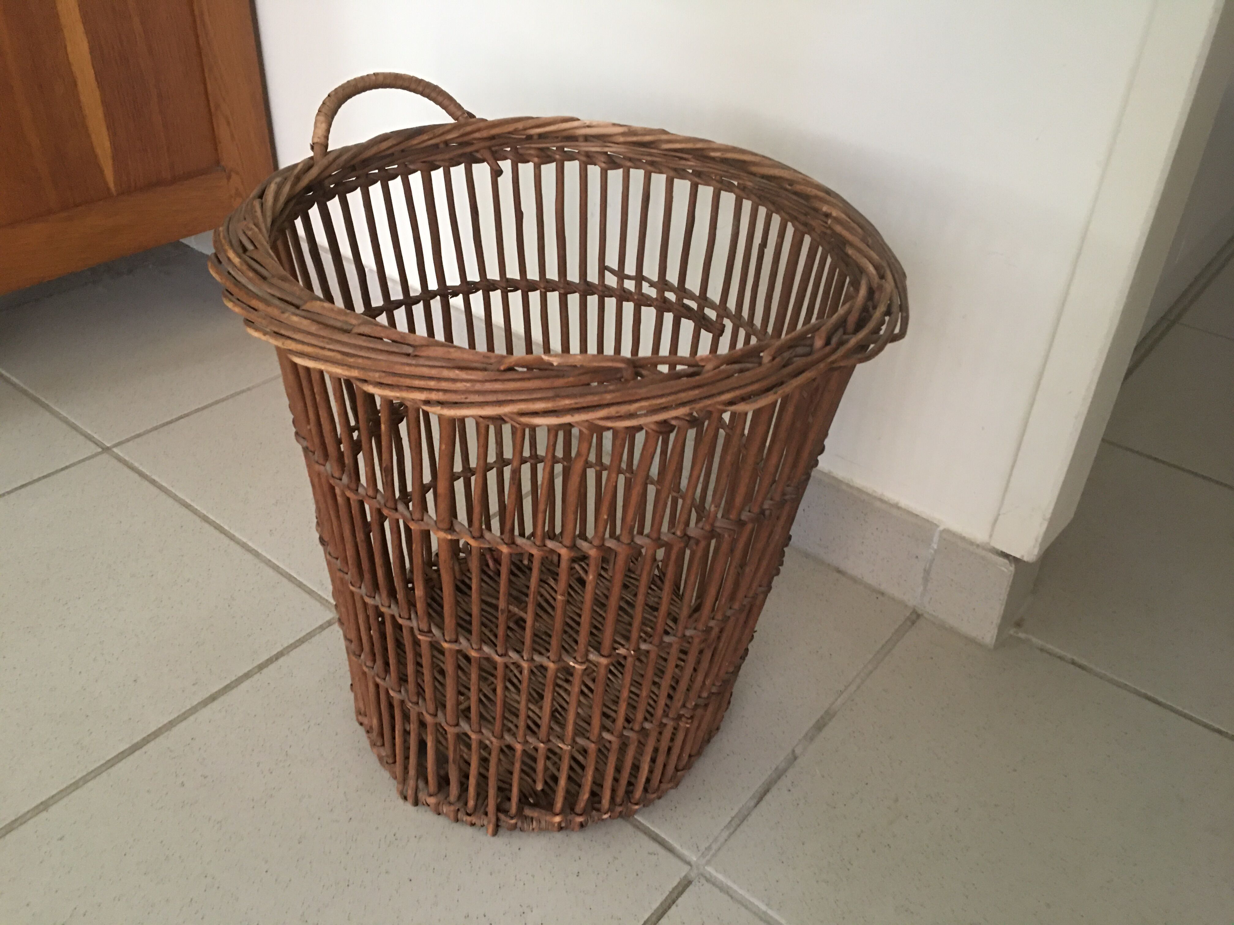 Rattan paper basket