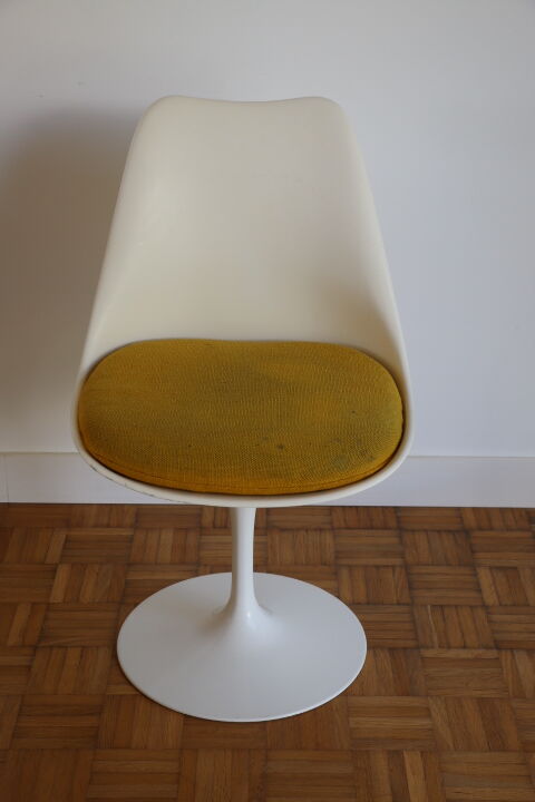 Tulip chair by Eero Saarinen 60s/70s