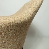 Modern fauteuil en bois orange polka dot bouclé tissus 1960 cocktail fauteuil de salon