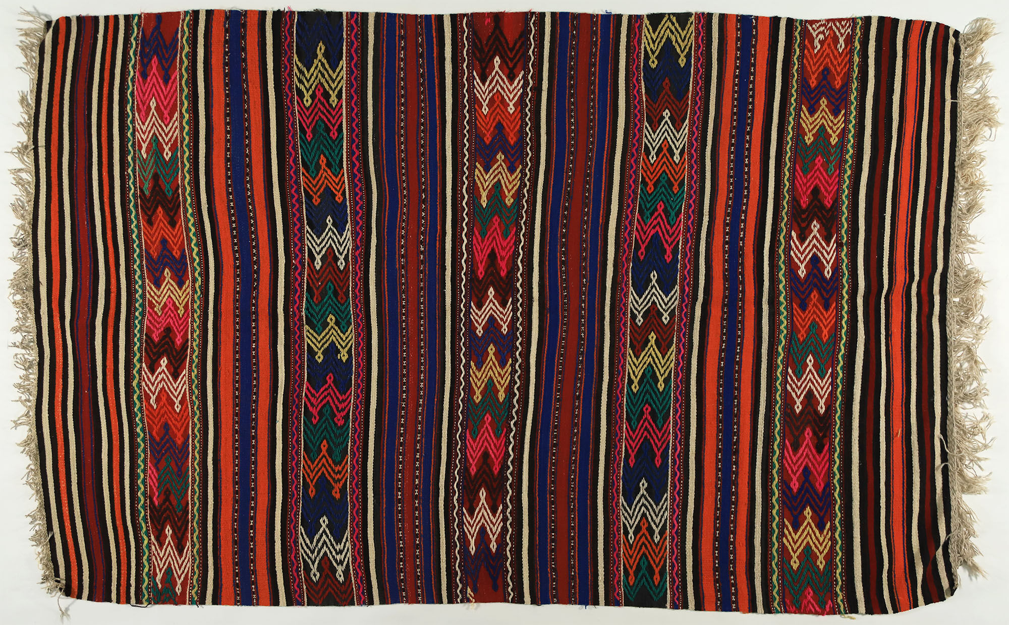 Anatolian handmade kilim rug 196 cm x 148 cm