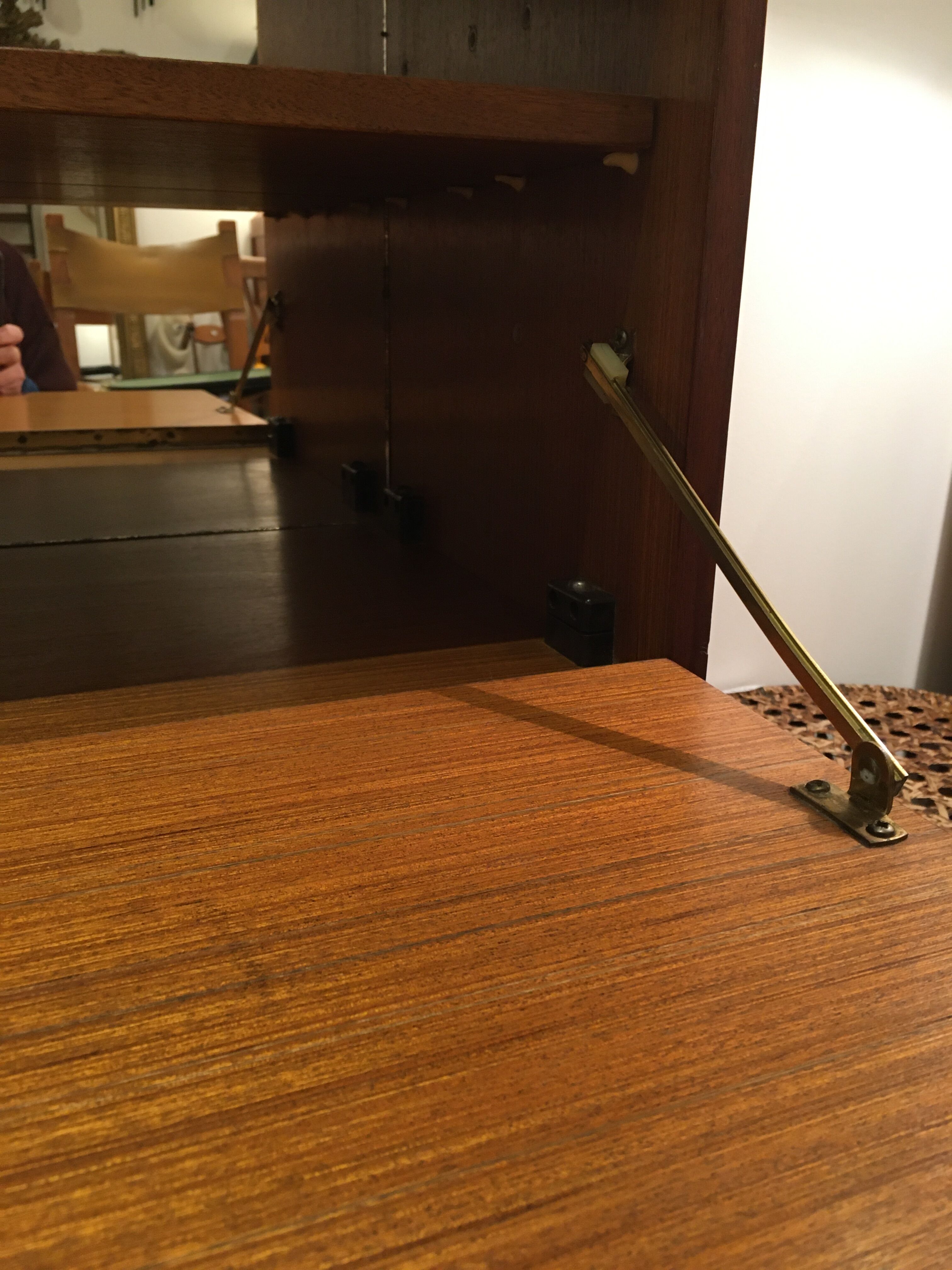 Vintage shelf system