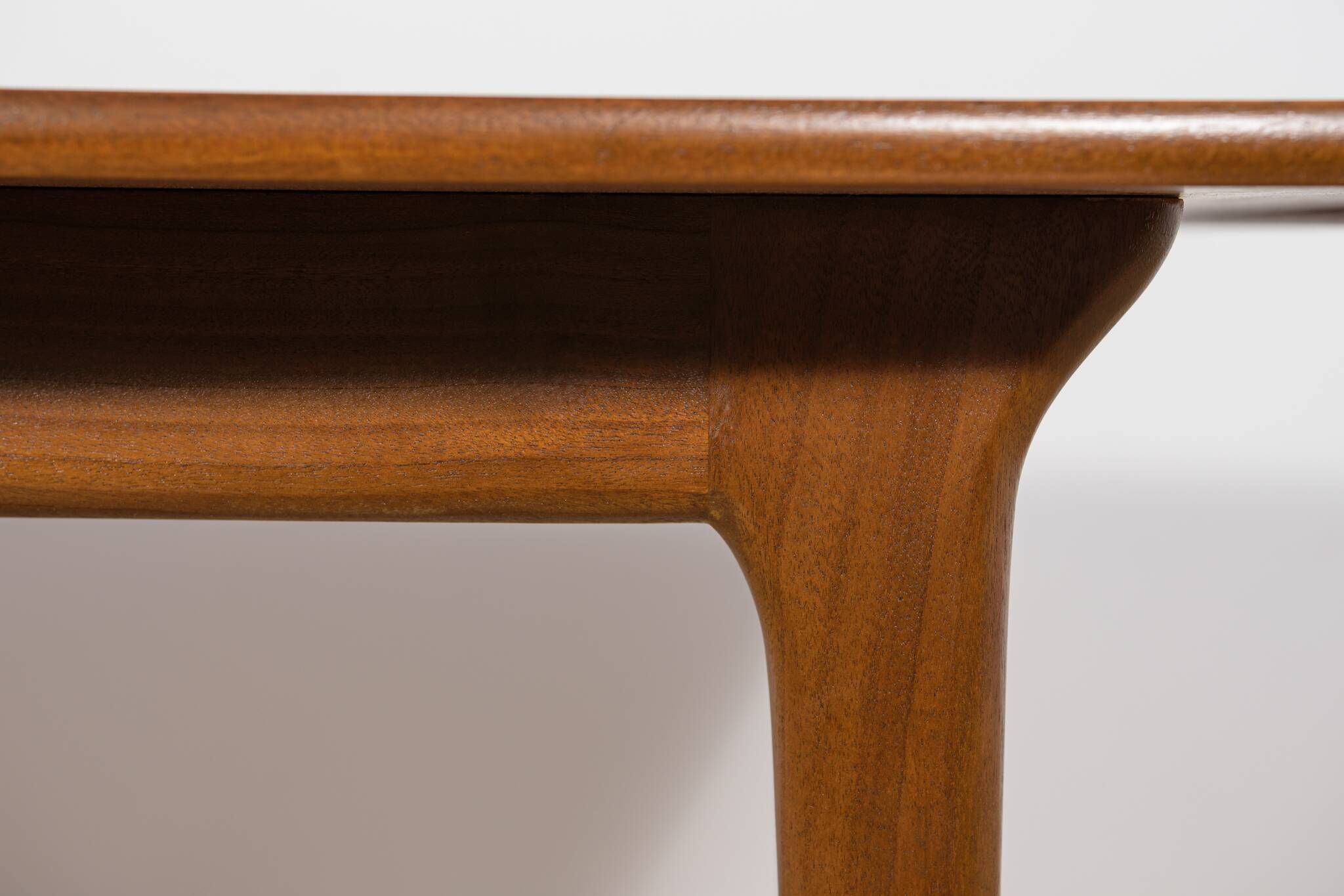 Table de salle à manger extensible en teck de McIntosh, Royaume-Uni 1960