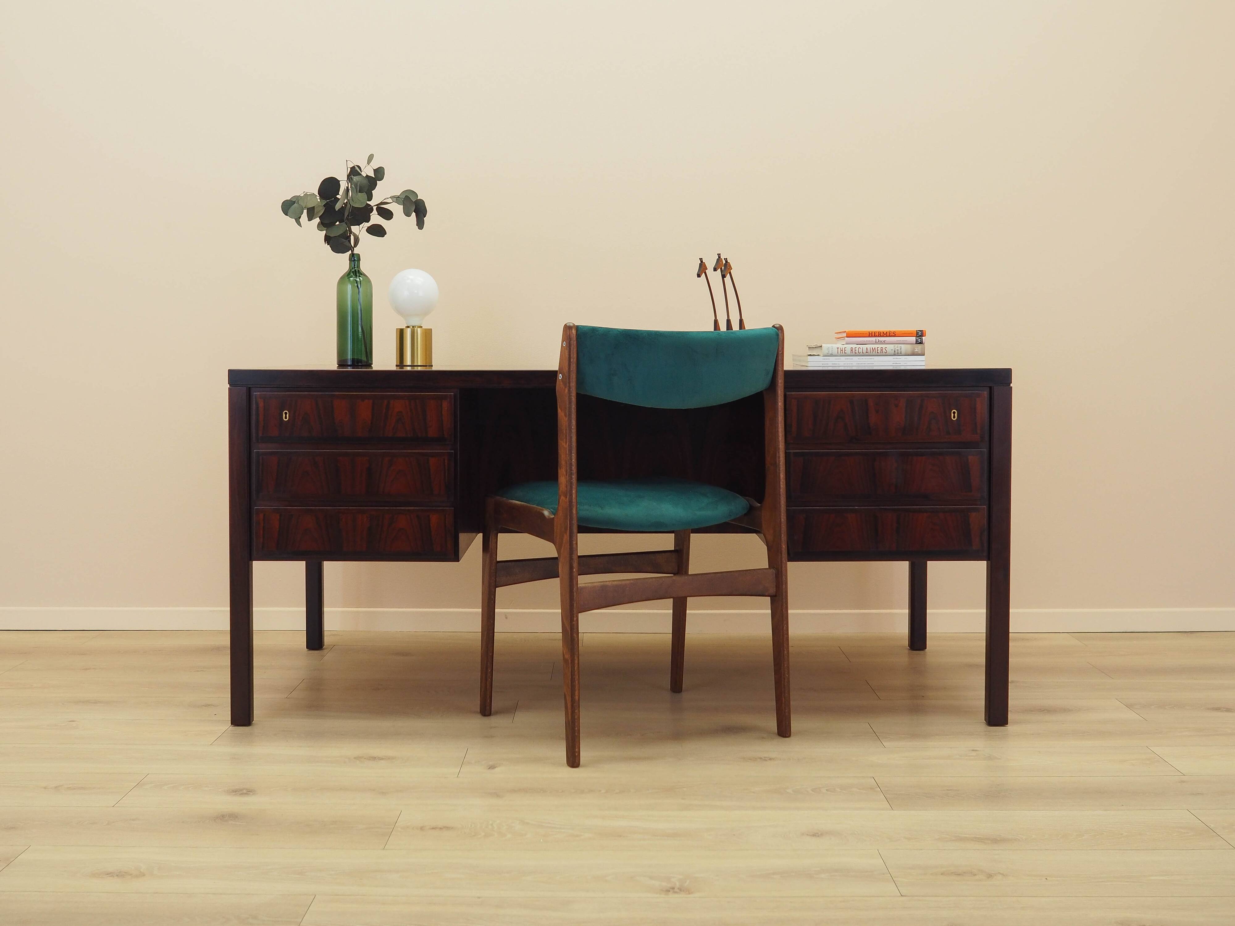 Rosewood desk, Danish design, 1970s, manufactured by Omann Jun