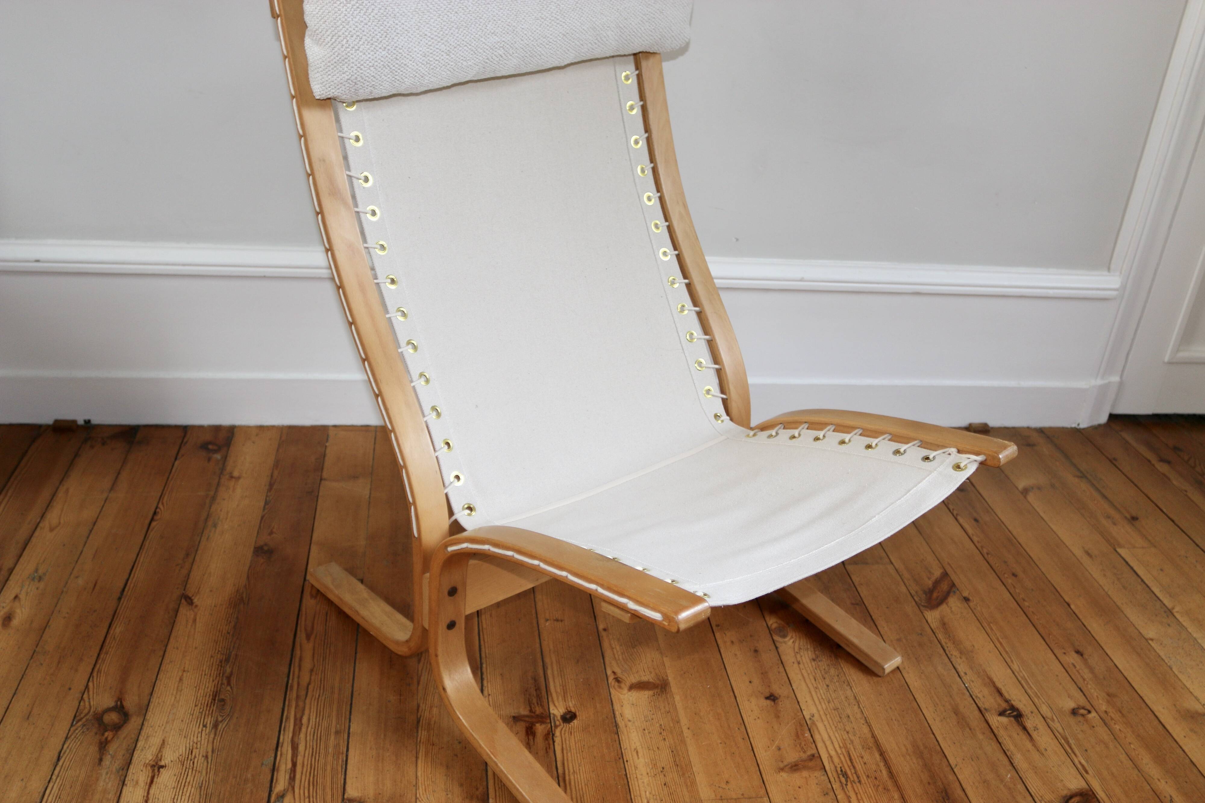 Vintage Scandinavian lounge chair and ottoman Relling model Siesta 1960