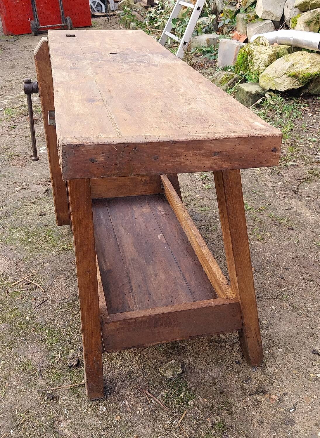 Wooden carpenter's workbench