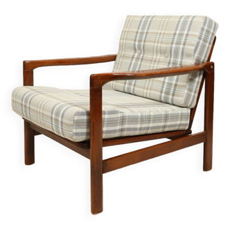 Fauteuil vintage, coussins à carreaux neufs, état d'origine du bois des années 1970