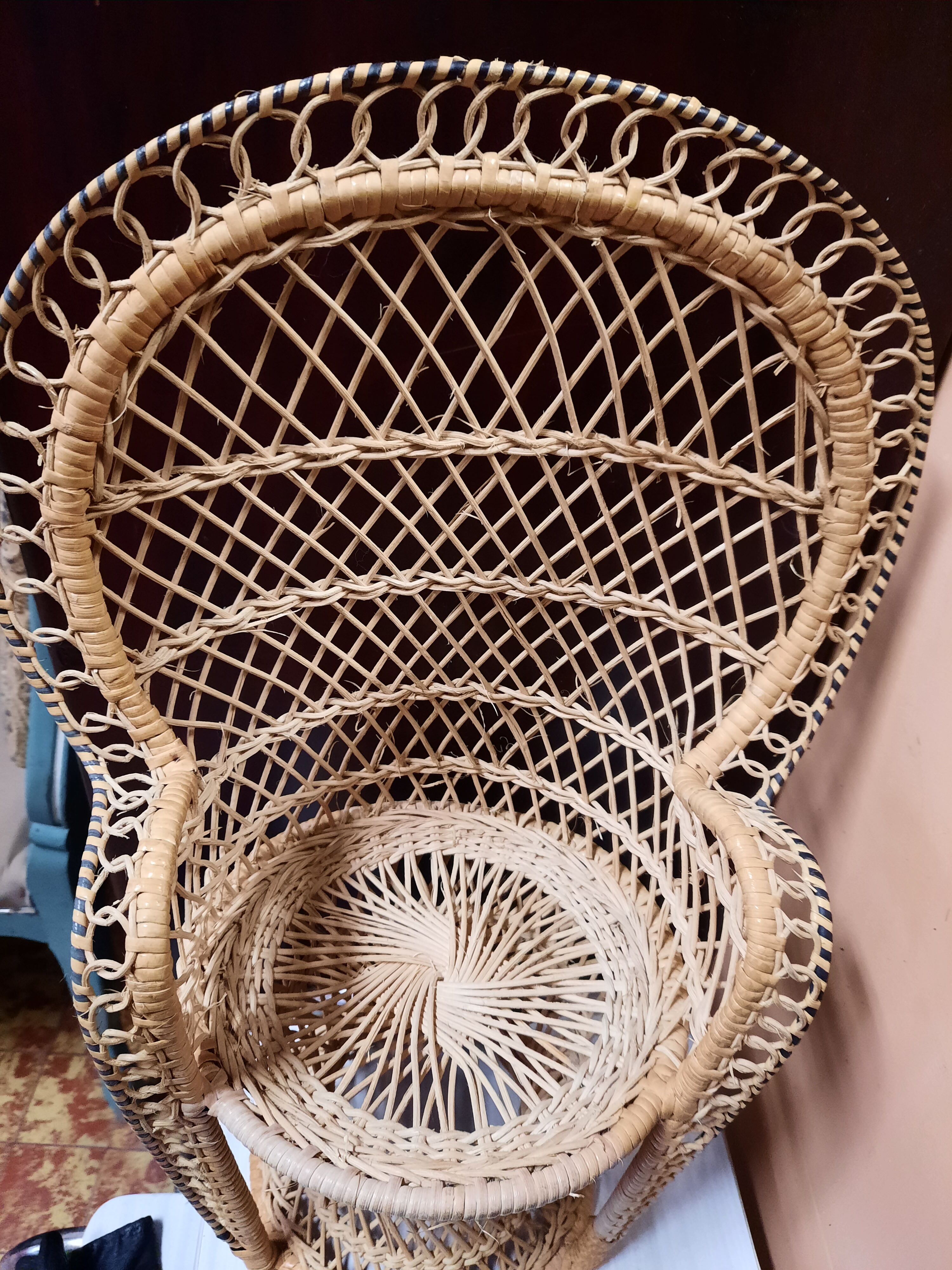 Plant holder emmanuelle armchair