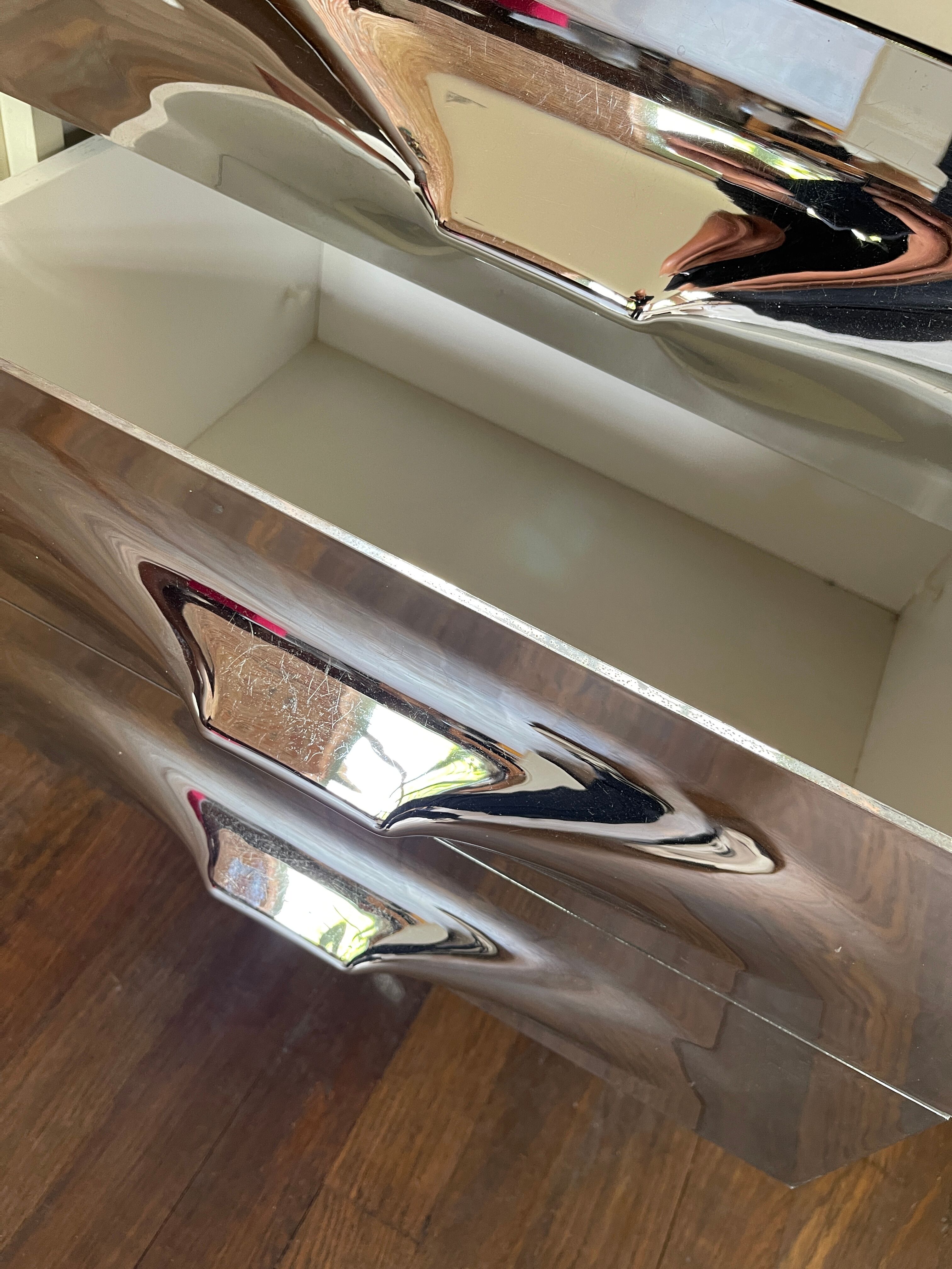 Raymond Loewy's extra bedside