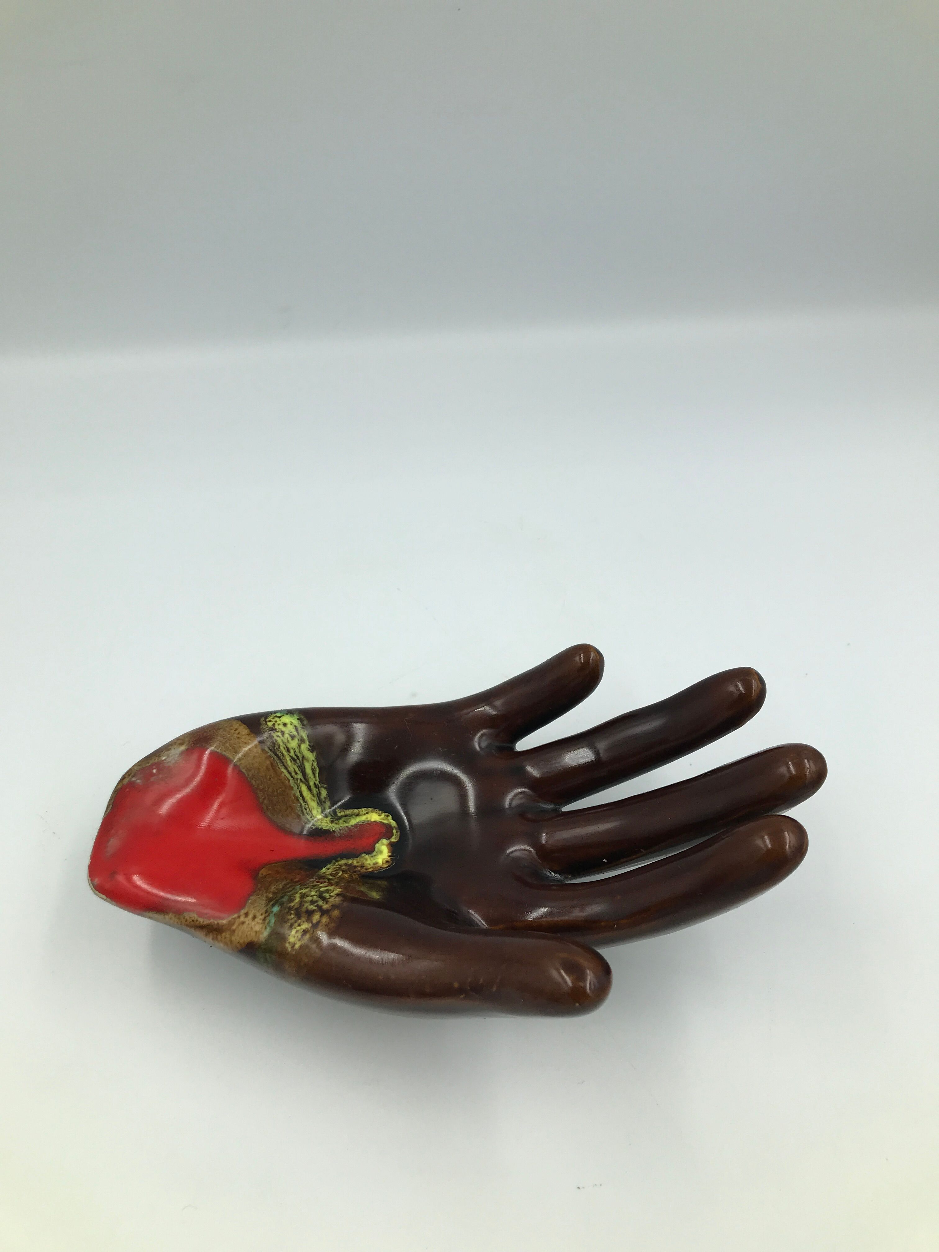 Empty pocket shaped hand style vintage