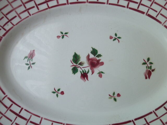 Plat en faïence Digoin Sarreguemines  Modèle Rosa