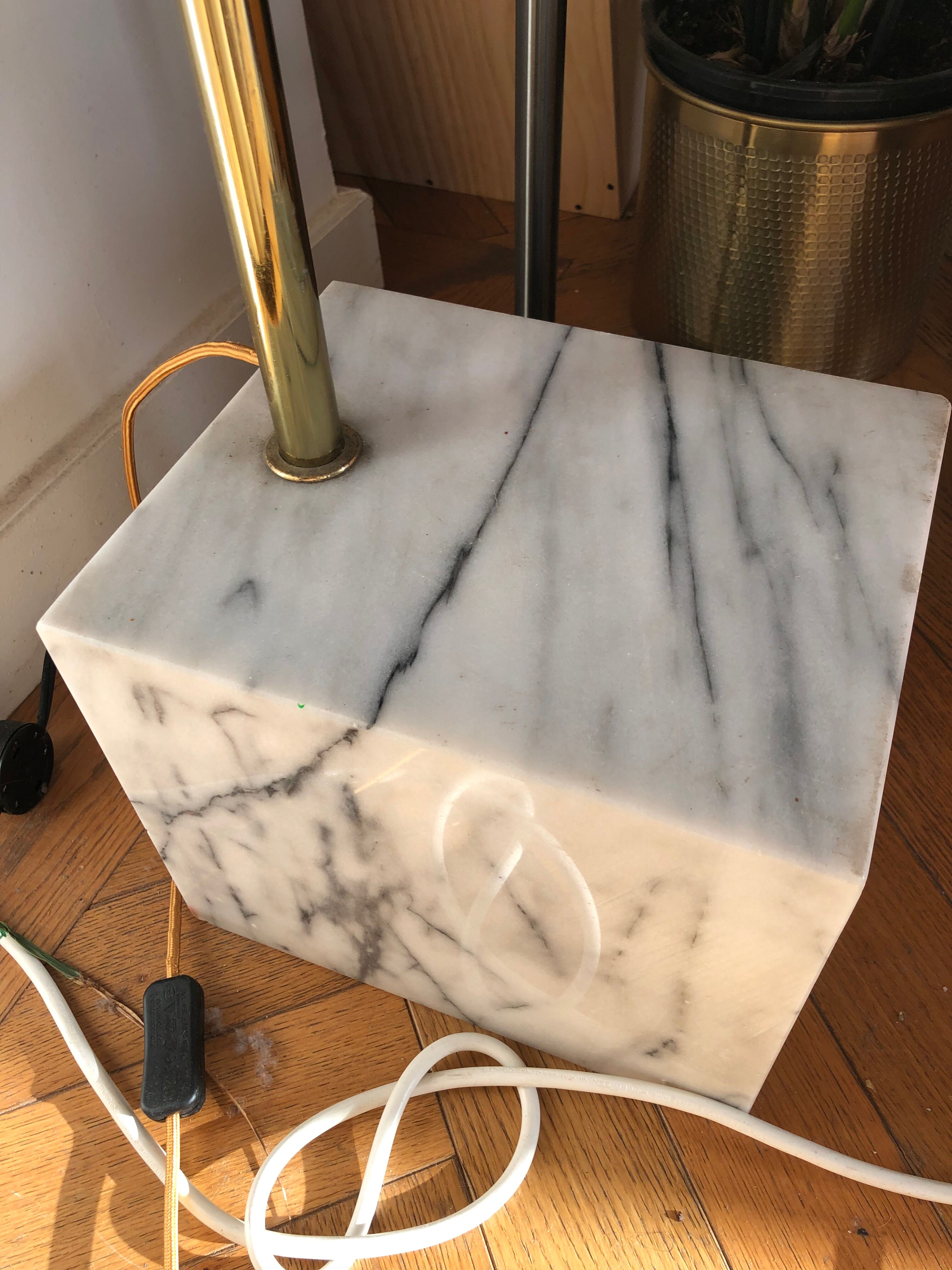 Arc floor lamp by Harvey Guzzini brass model