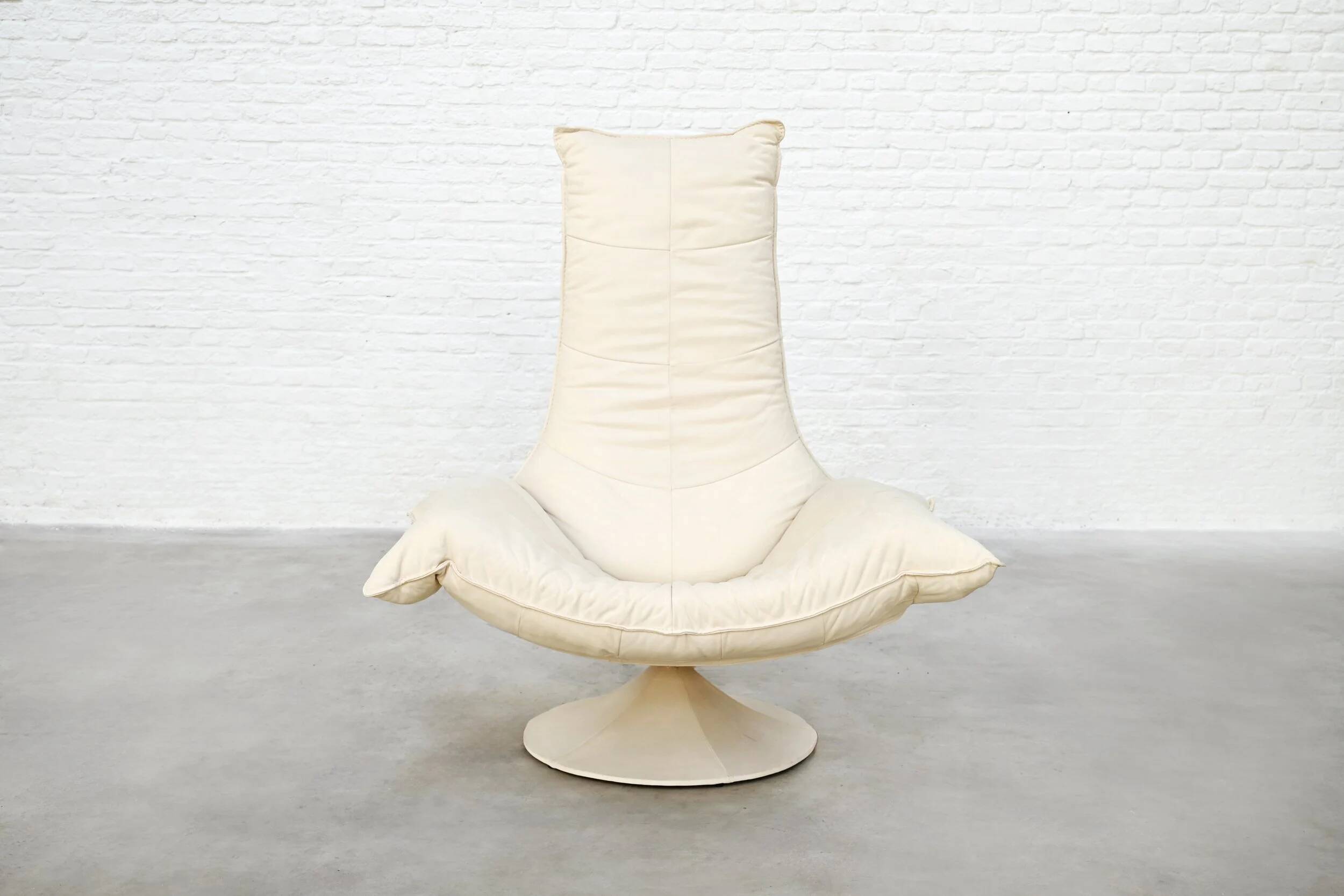 Wammes lounge chair by Gerard van den Berg for Montis, 1970s