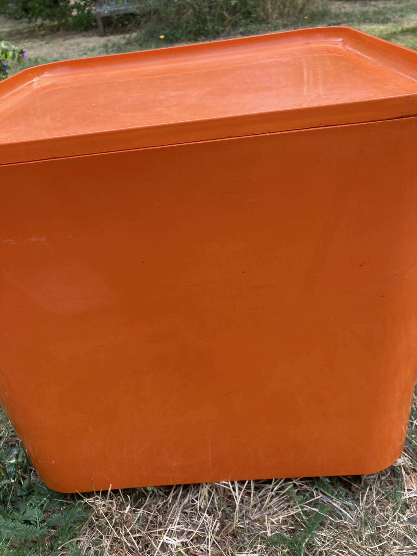 Assise de rangement Dime par Marcello Siard
