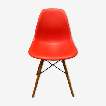 DSW Eames Chair, recent edition Vitra