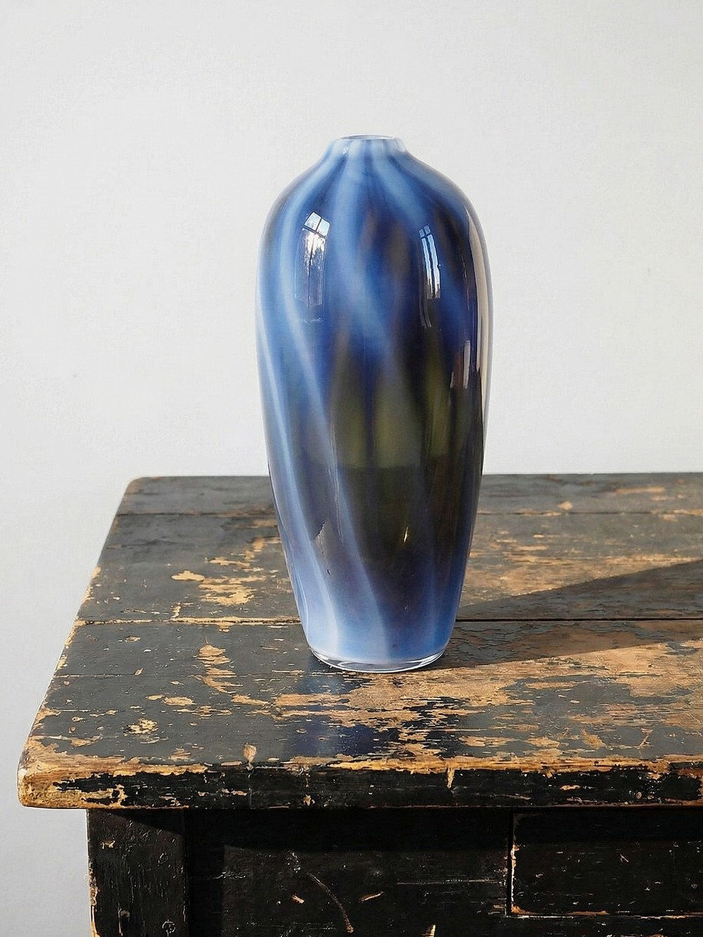 Vintage smoked glass vase lined with opaline, Murano bubble.