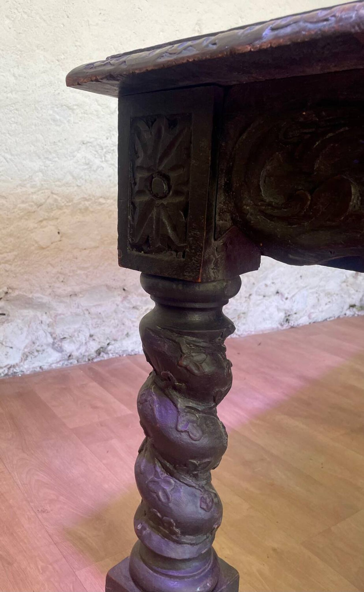 Louis XIII style desk table