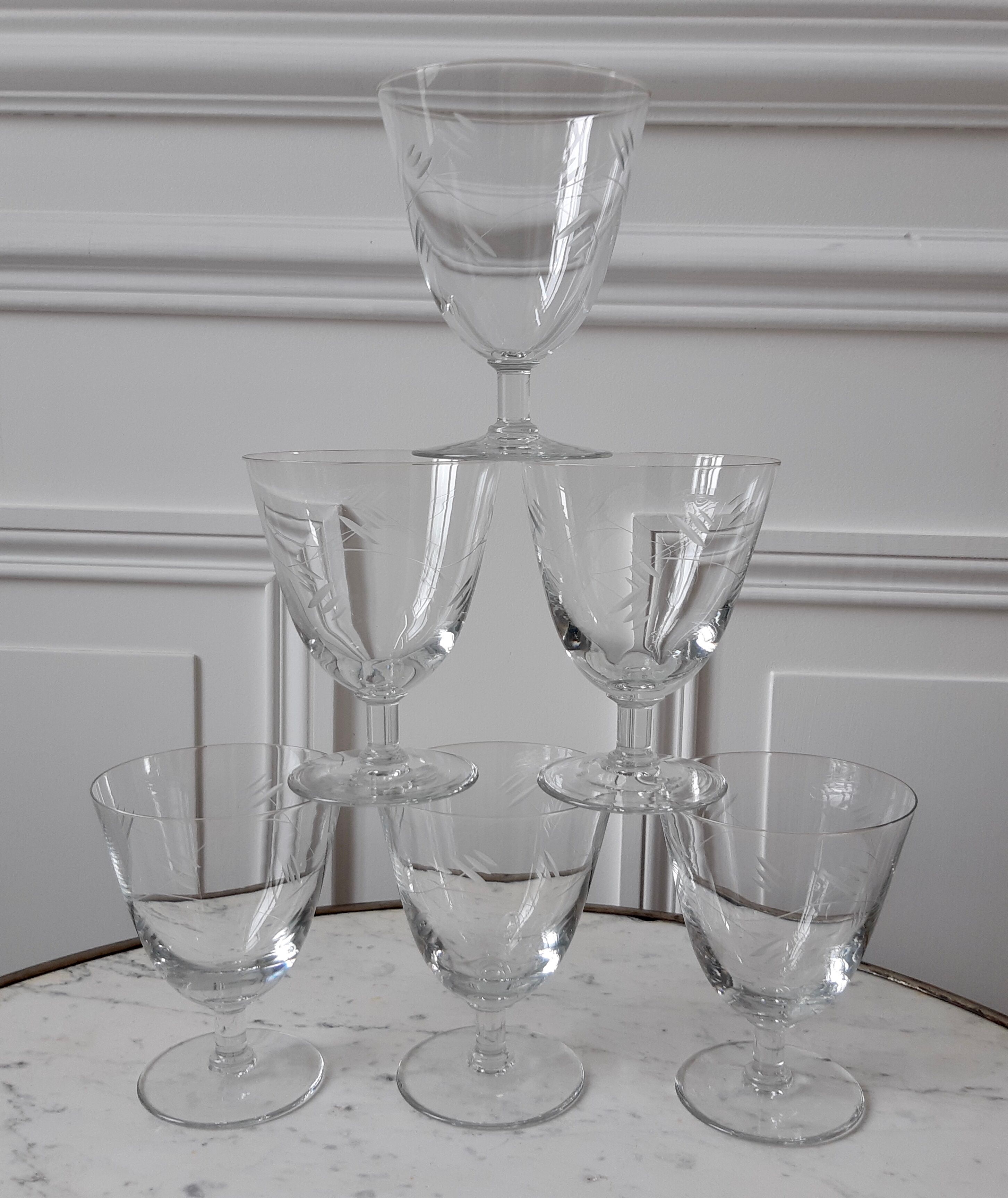 Lot of 6 crystal wine glasses engraved 50-60 years