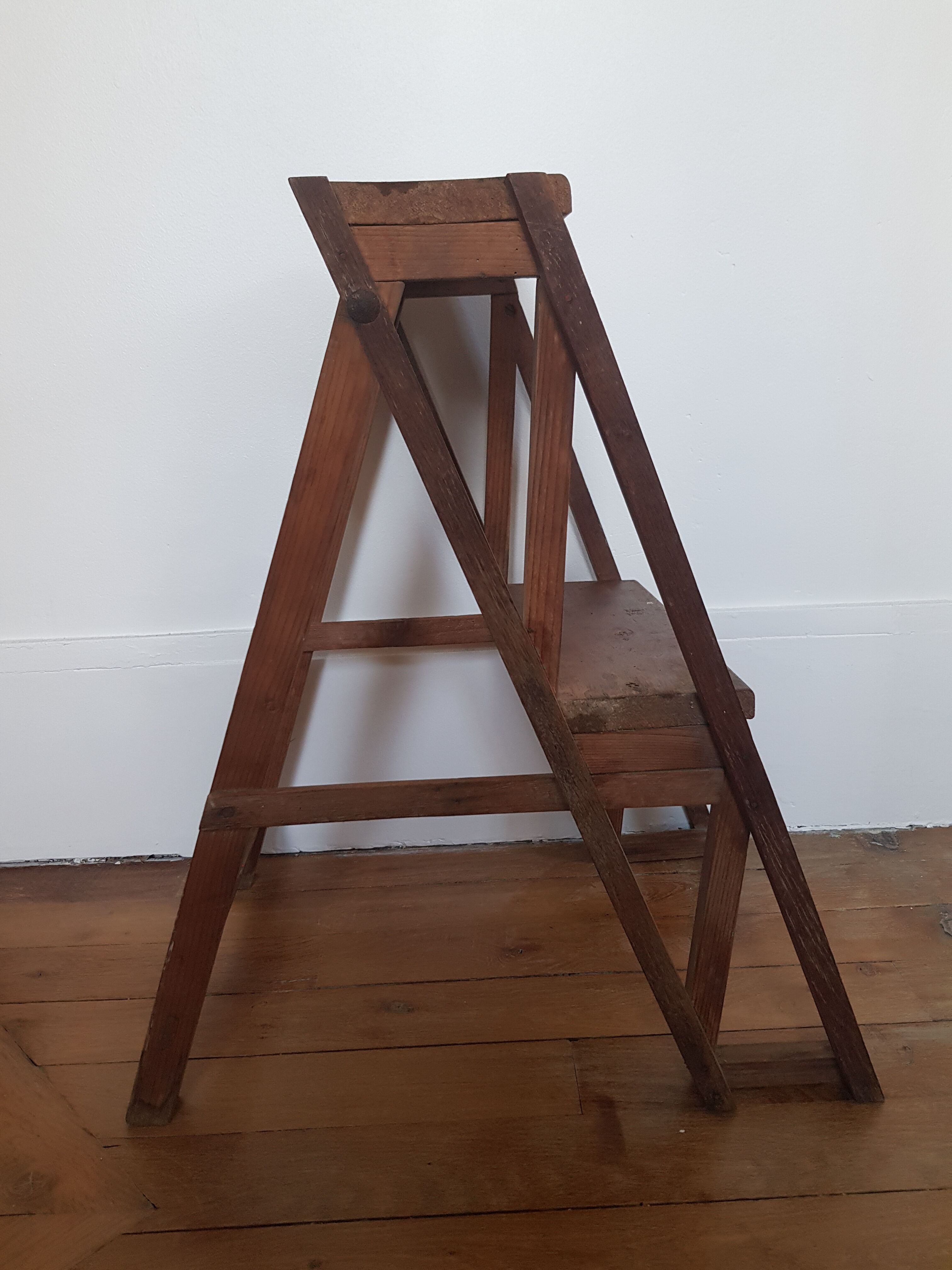 Small stepladder
