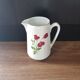 Pichet en porcelaine blanche