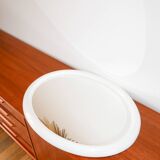 Oval mirror in white plexi, Design, 1970