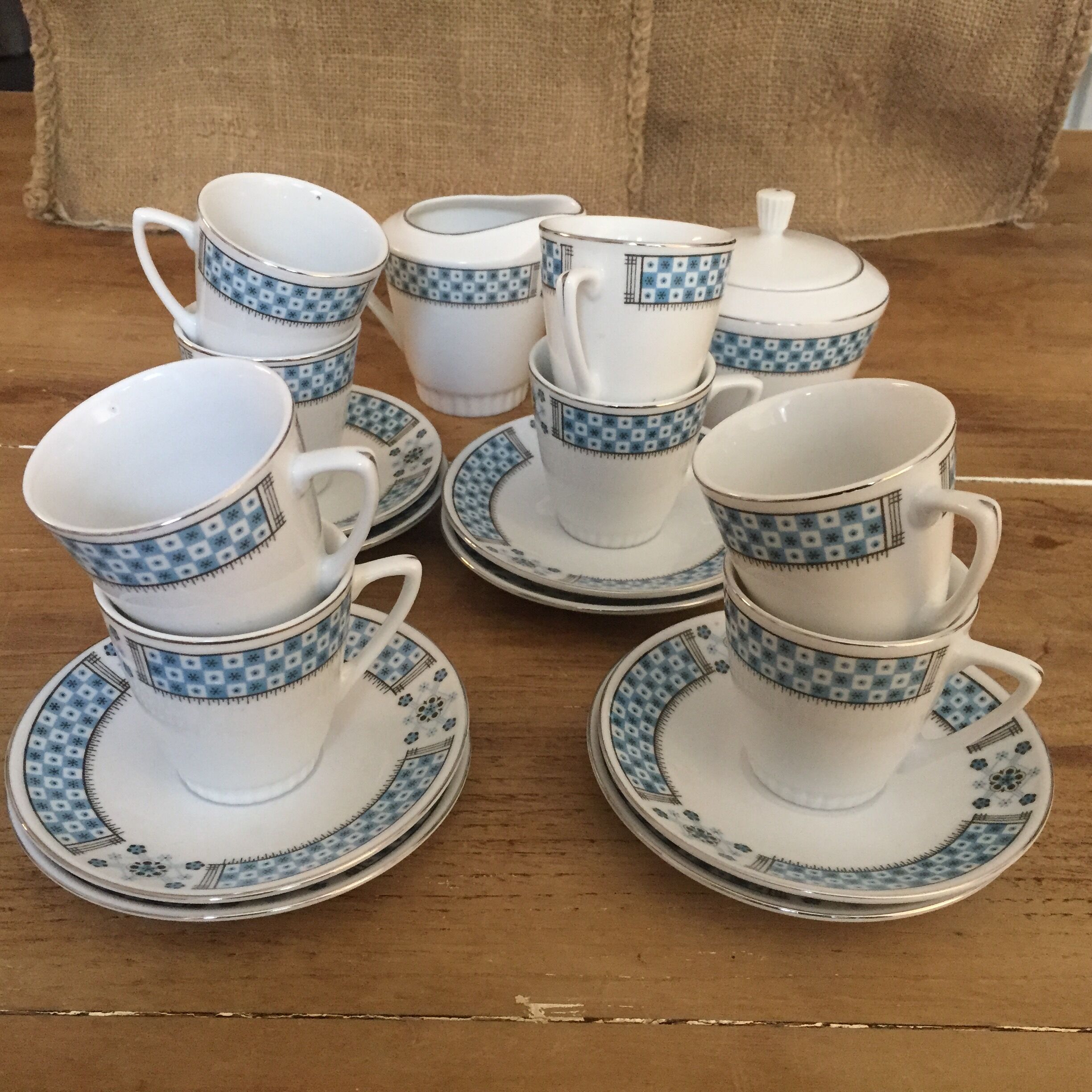Coffee service China, 18 pieces
