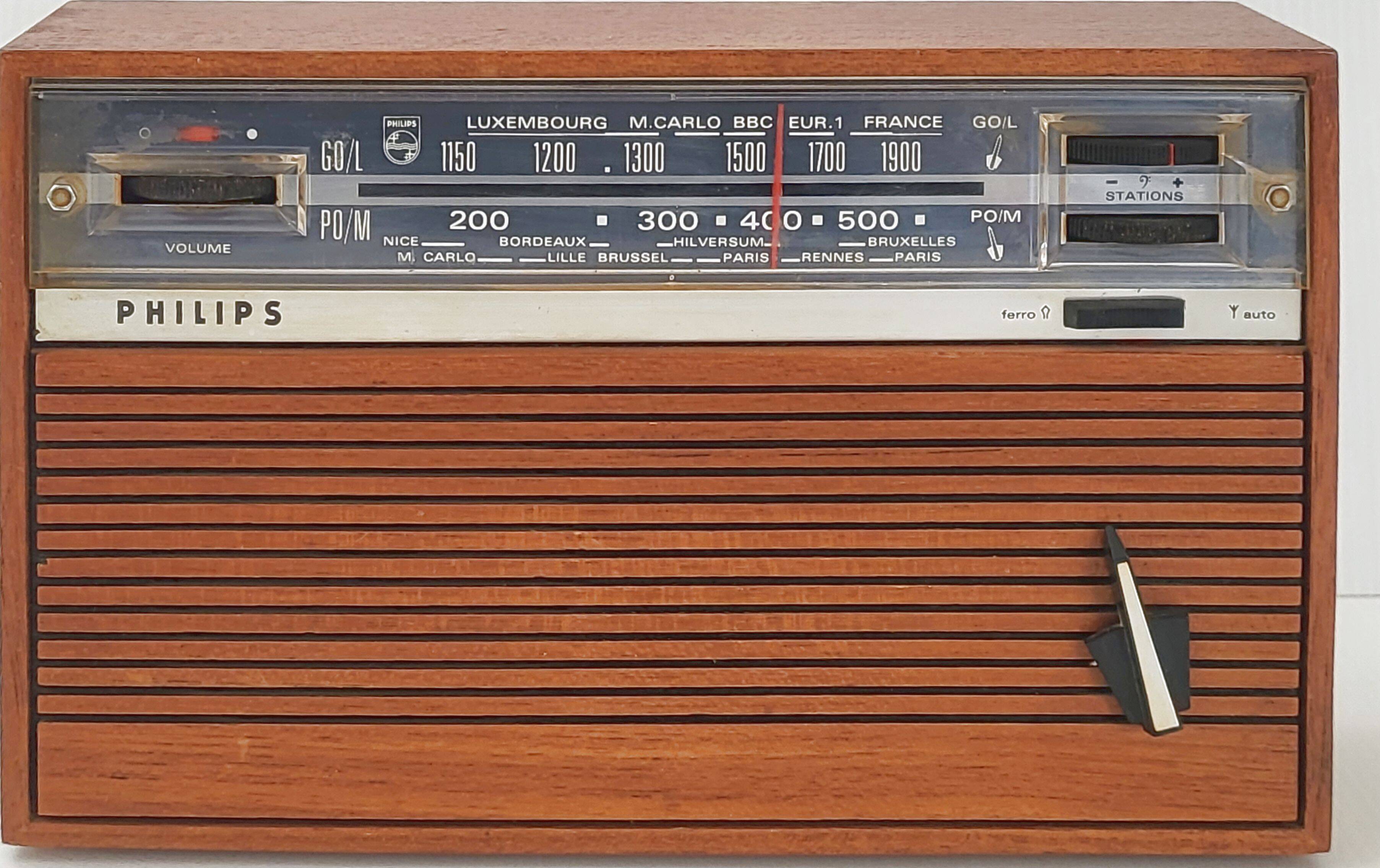 Philips vintage transistor radio 1960s