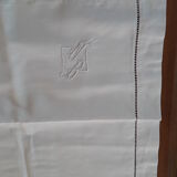 Taies d’oreiller (la paire )anciens monogramme NB en lin blanc