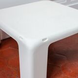 Nest of tables no. 2 by Mario Bellini for C&B Italia