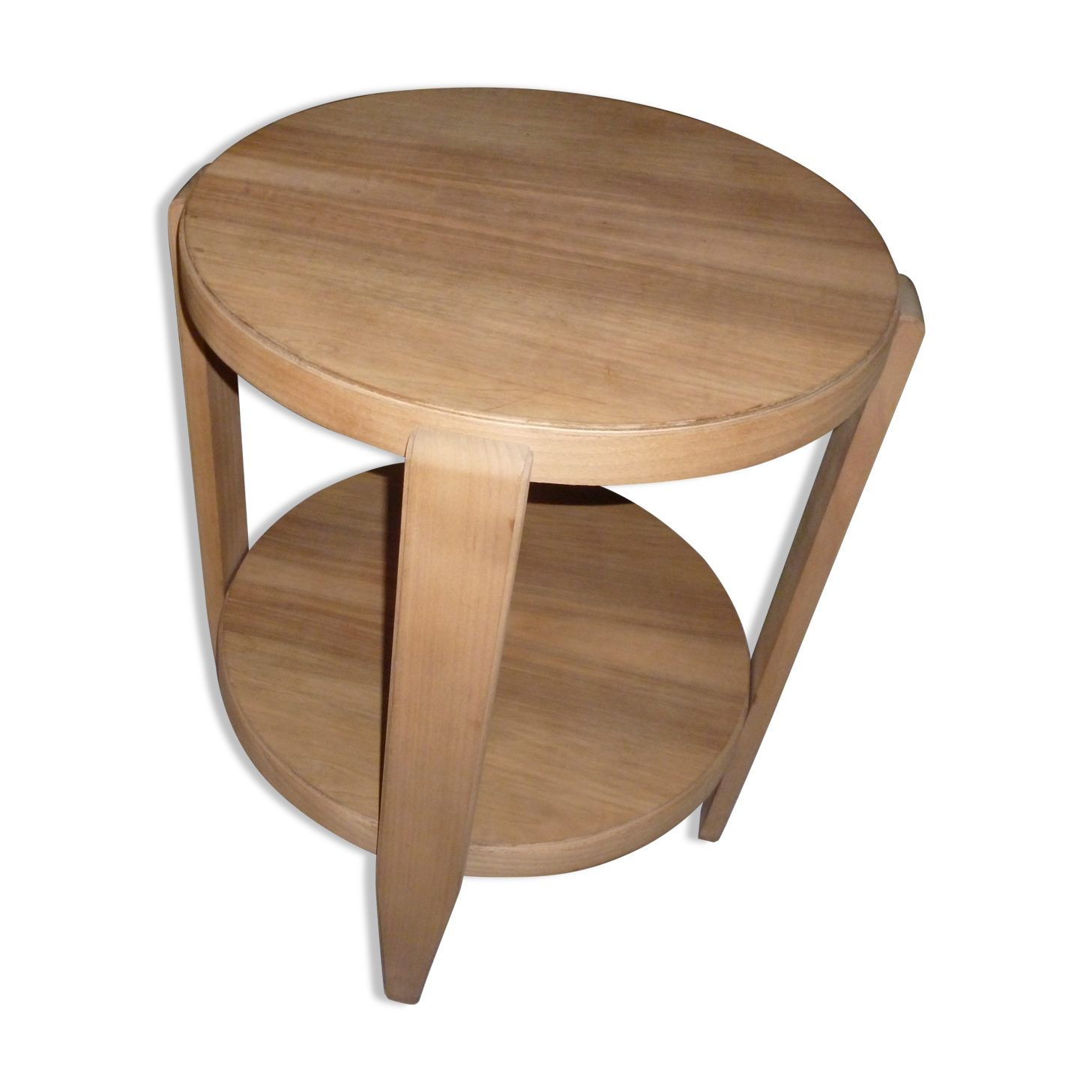 Round pedestal table years 40