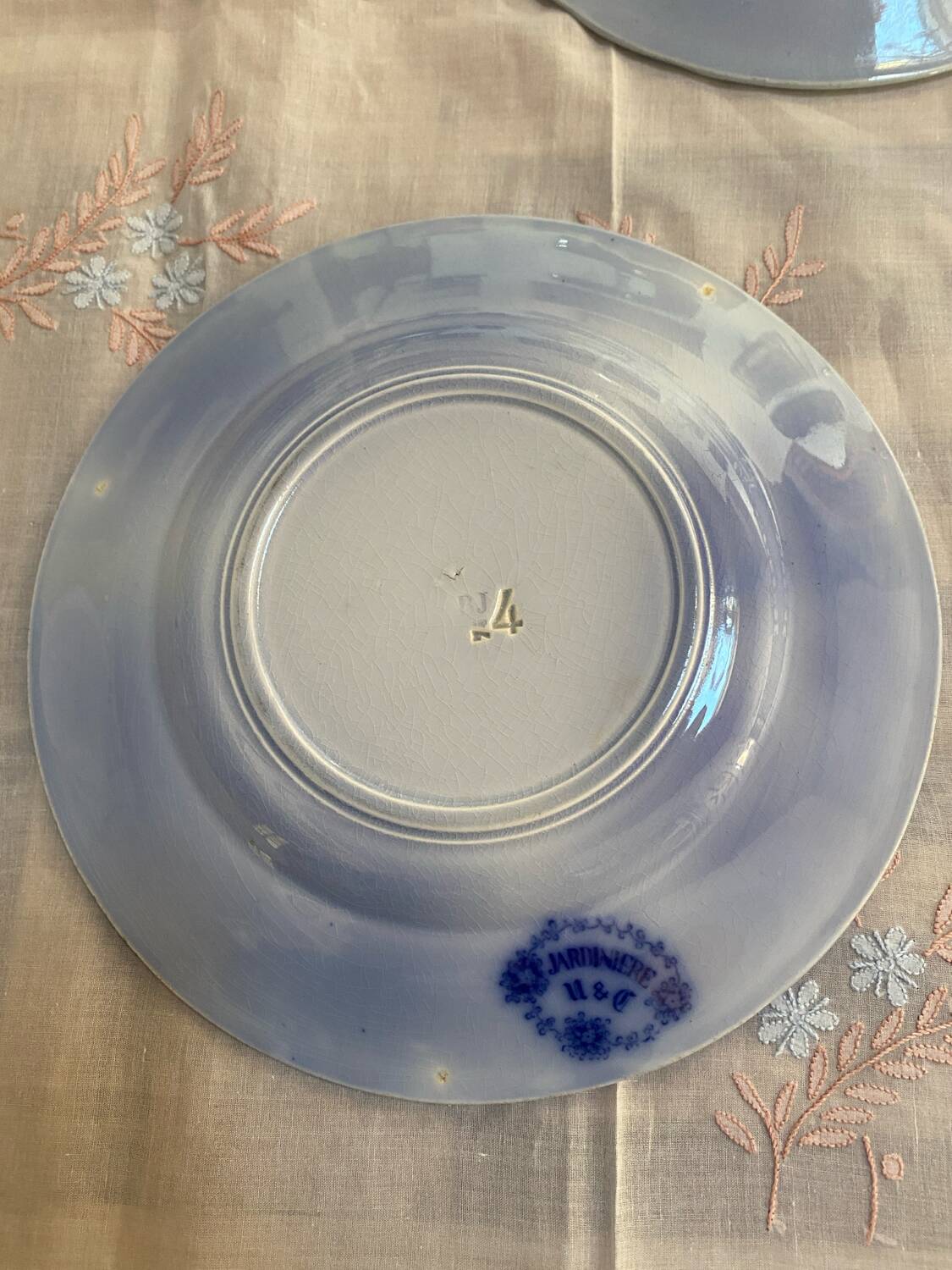 Lot de 2 assiettes à dessert UetC, Sarreguemines modèle Jardinière