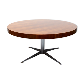 Table basse en noyer années 1960