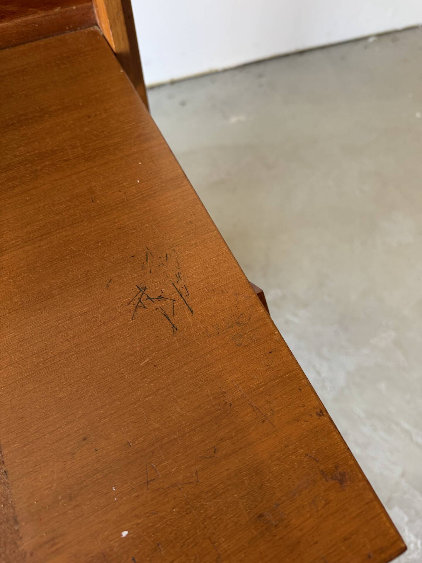 Bureau secrétaire à abattant design attribué à René Jean Caillette
