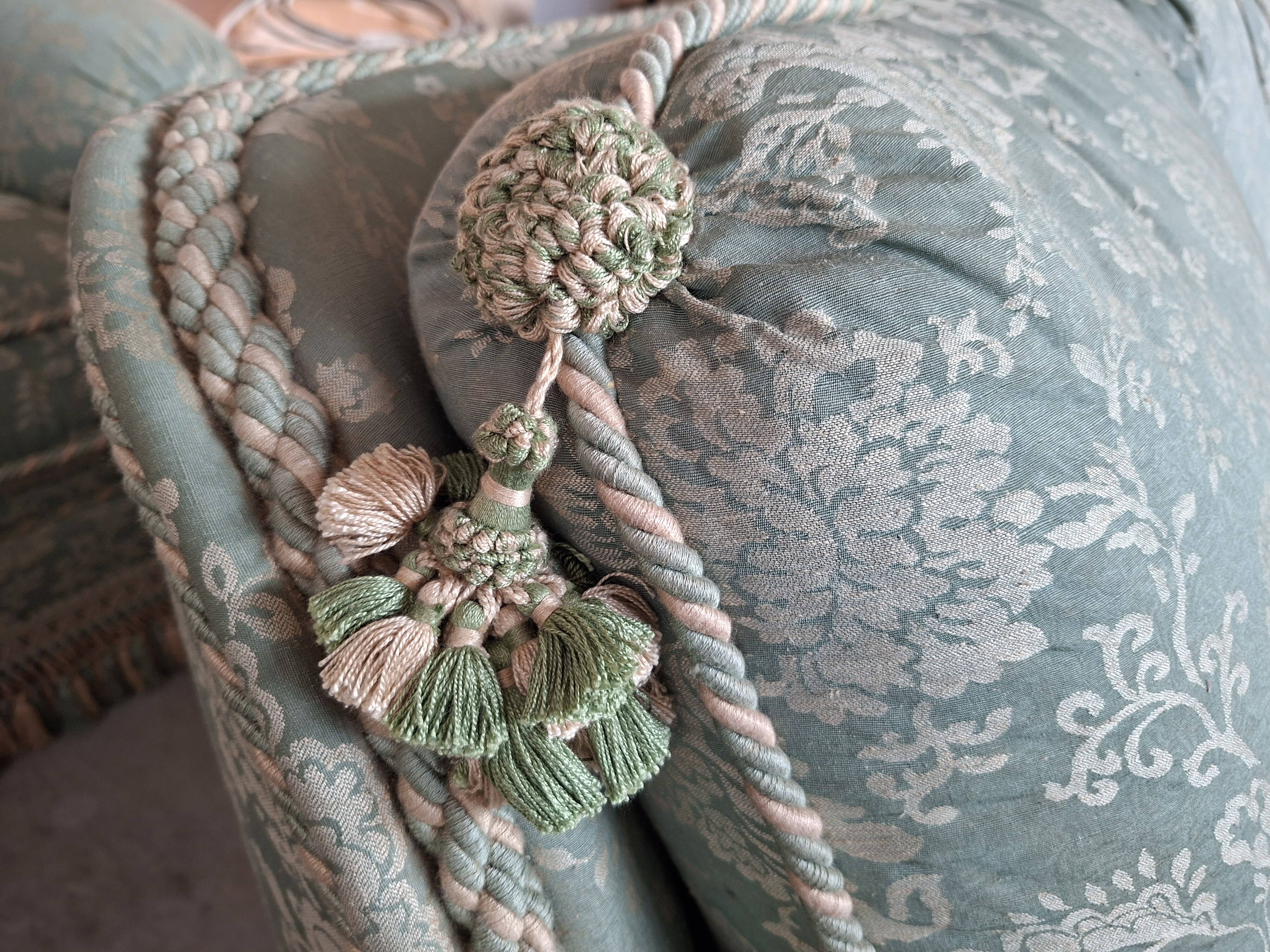 Tris di Divani d’Autore – Pregiata Seta di San Leucio