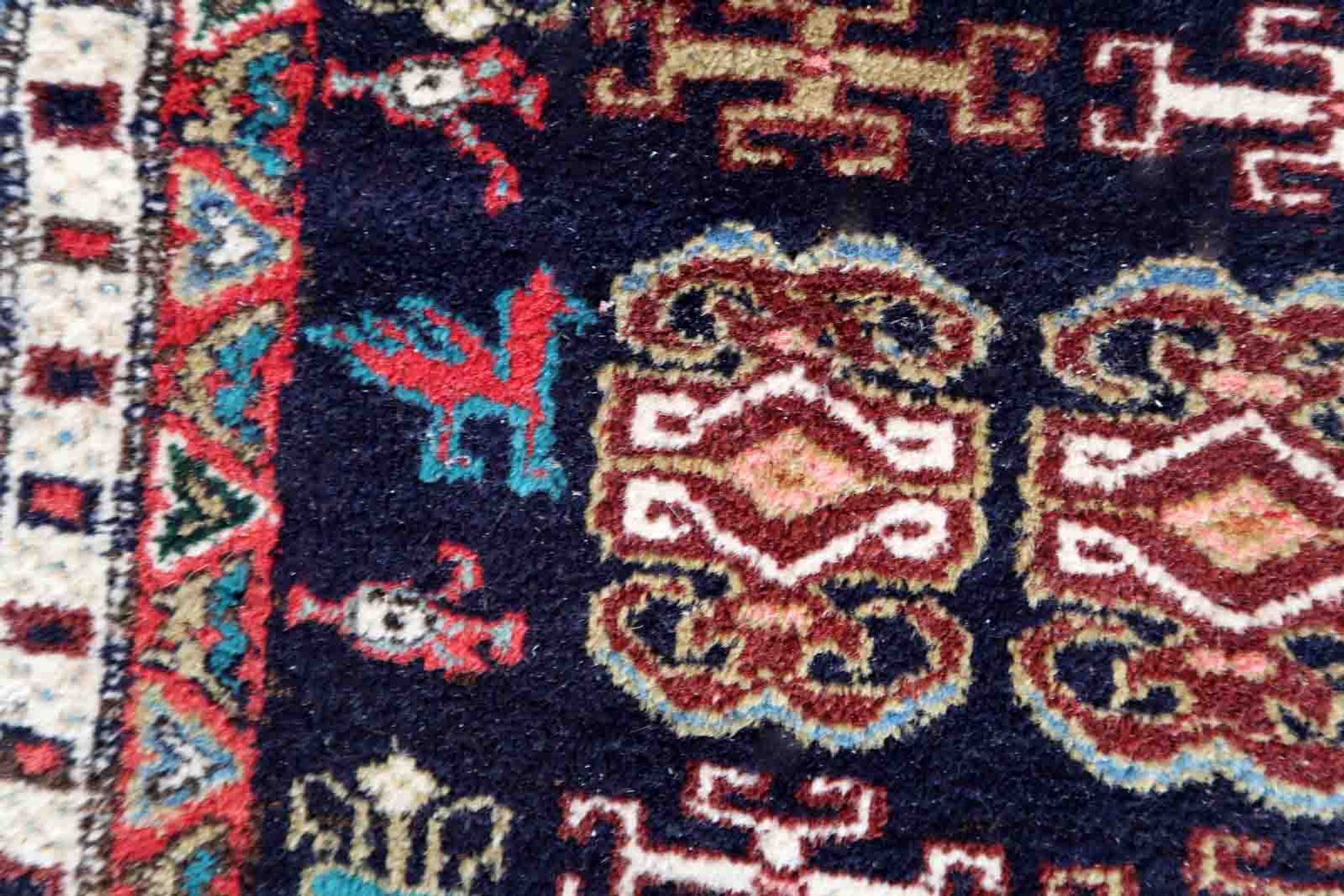 Vintage Armenian carpet Yerevan handmade 169cm x 269cm 1960s