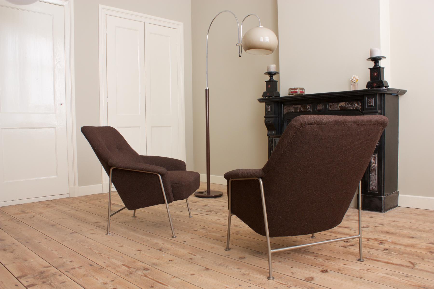 Pair of chairs 162 vintage by Theo Ruth for Artifort