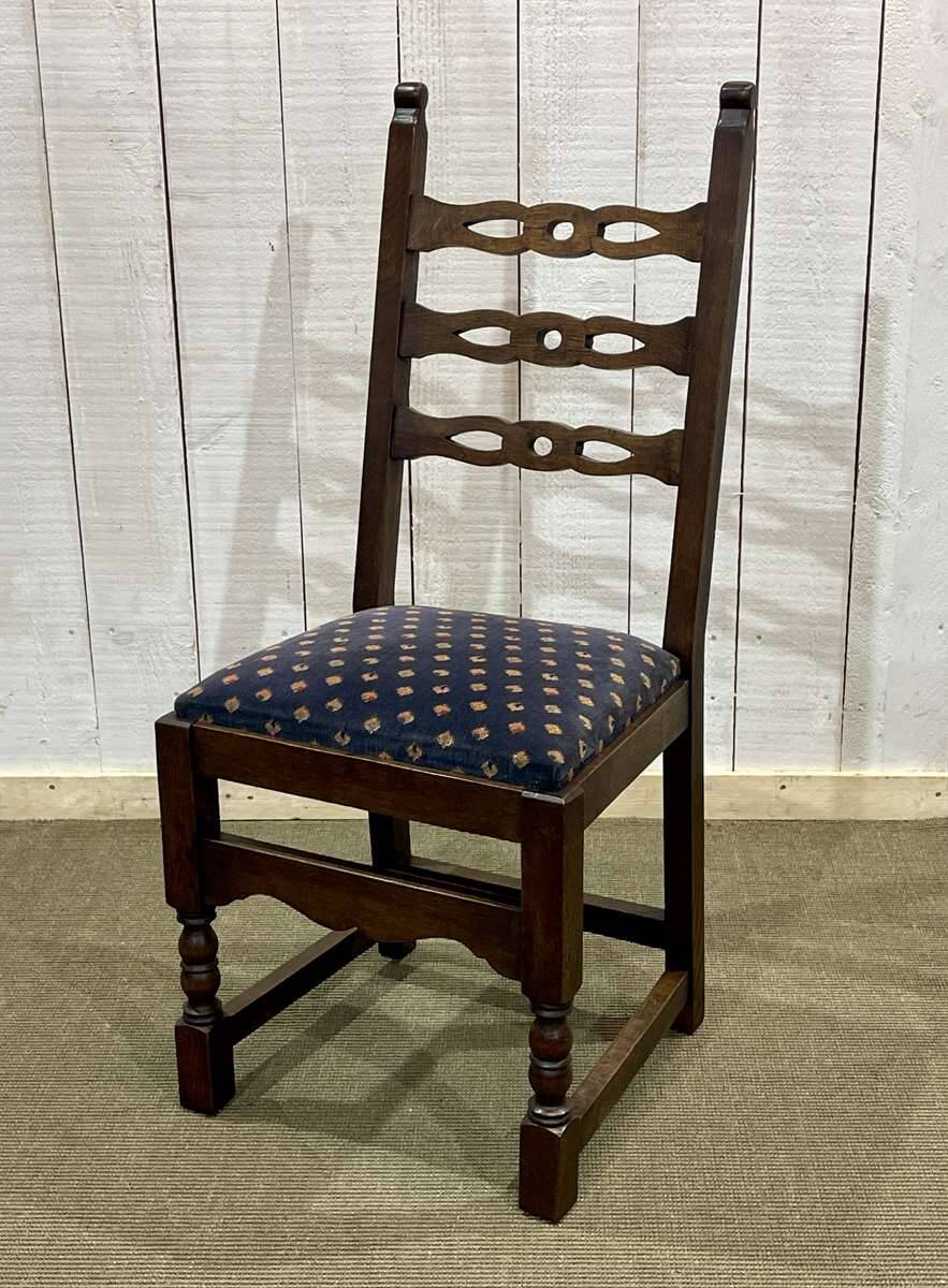 Set of 6 19th century English oak chairs