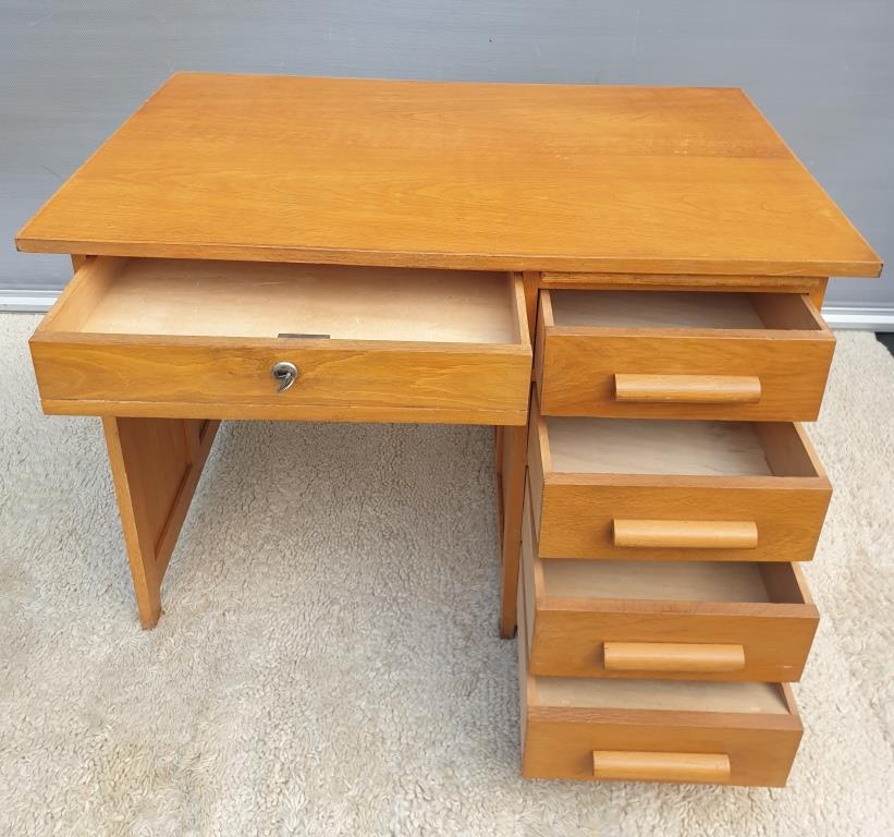 Desk 5 drawers 1 tablet vintage 1950