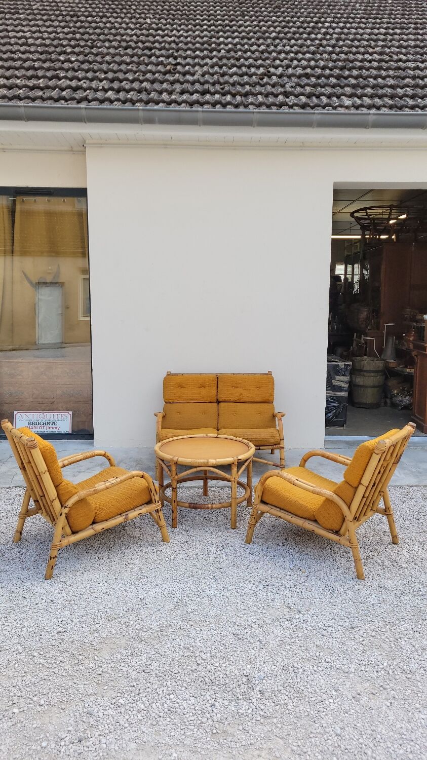 Salon canapé, 2 fauteuils et table basse en rotin vintage fabrication 1950