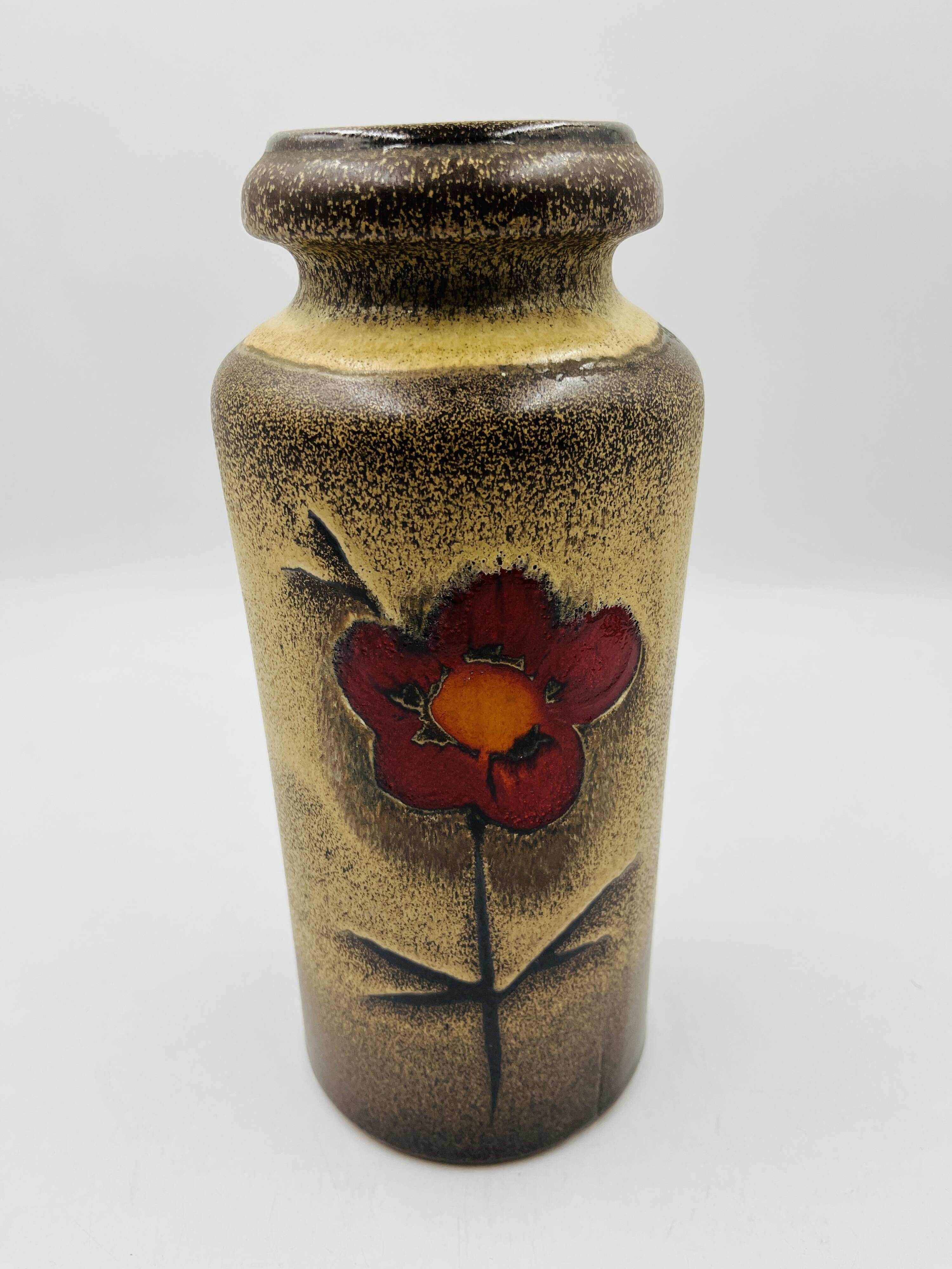 Scheurich vase shape 517 floral decoration by Heinz Siery