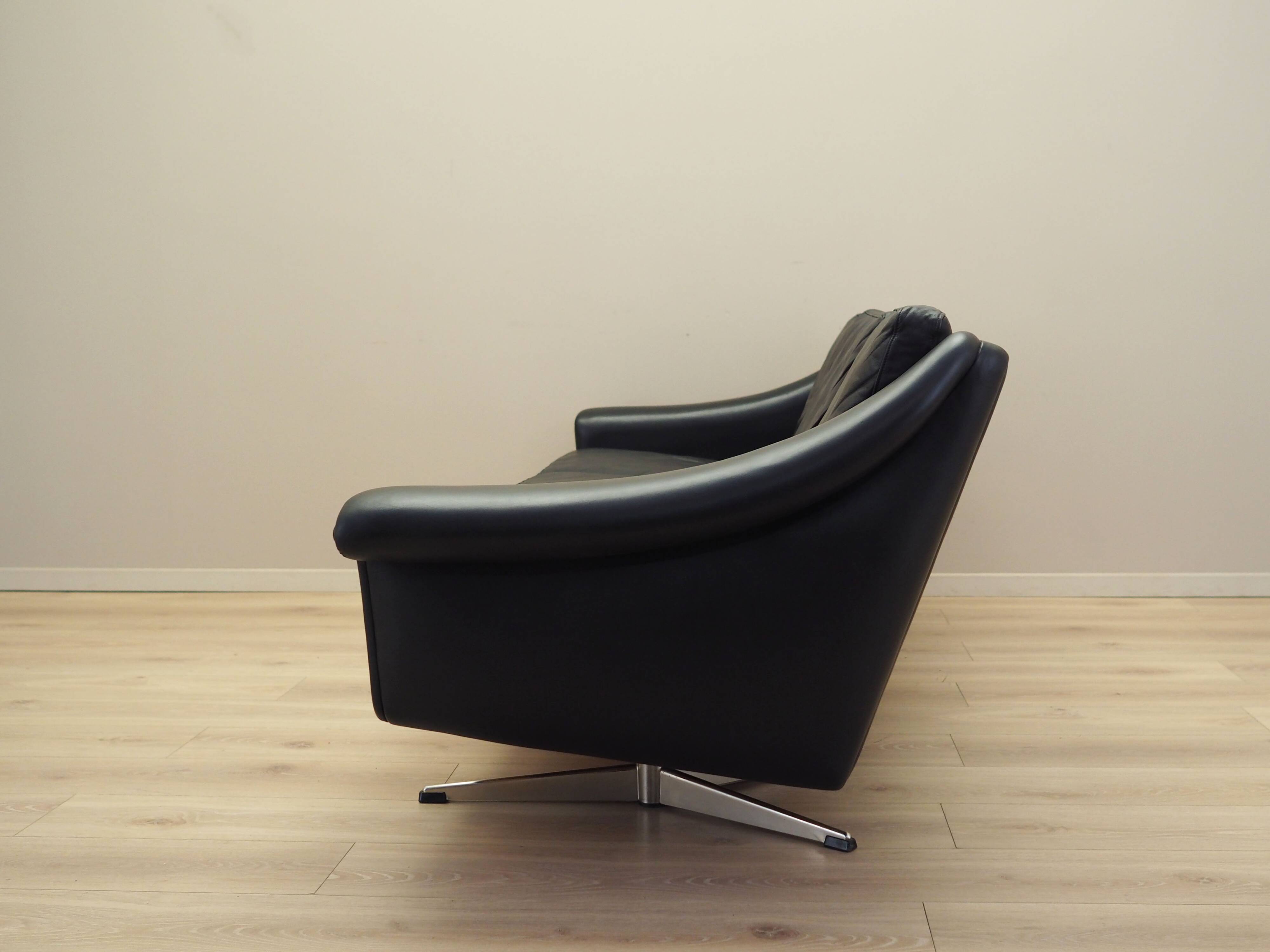 Black leather sofa, Danish design, 1960s, manufacturer: Eran Møbler, design