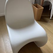 Chaise Panton Junior couleur blanche